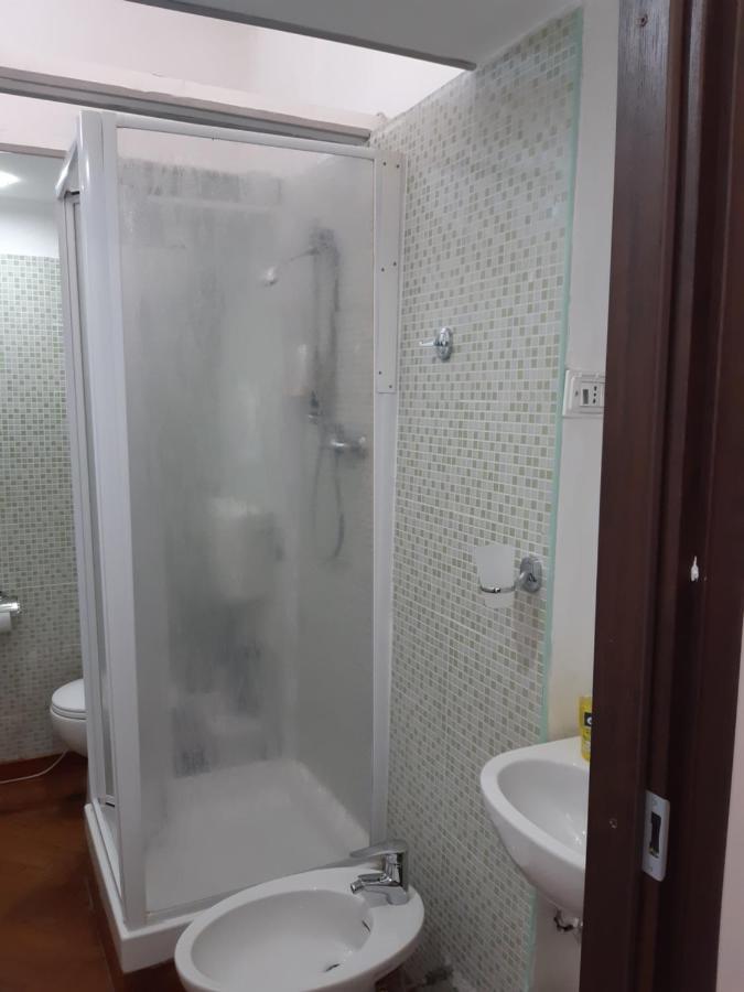 Guest House Elena Γένοβα Εξωτερικό φωτογραφία